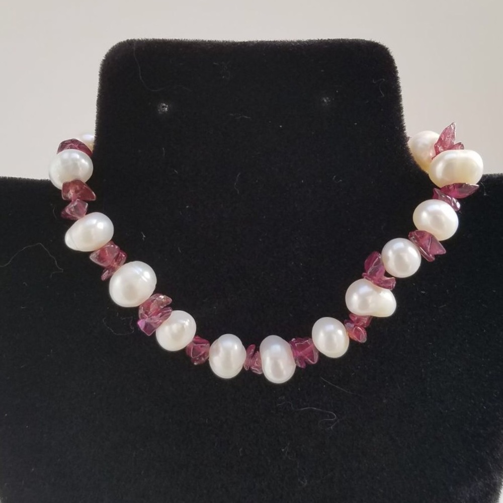 🍂Simplistic Pearl Bracelet🍂 - Picture 2 of 3